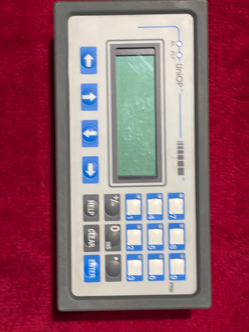 UniOP operator interface / HMI front panel.