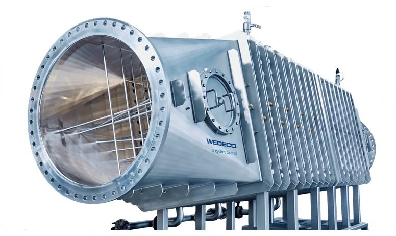 WEDECO K143 UV reactor with flanged inlet, isolated view